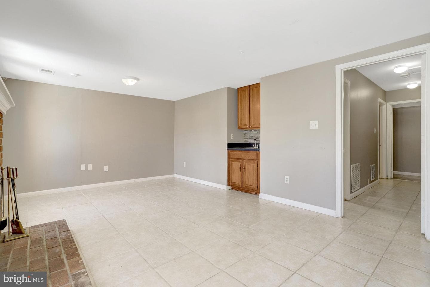 8225 Cedar Landing Court photo 32