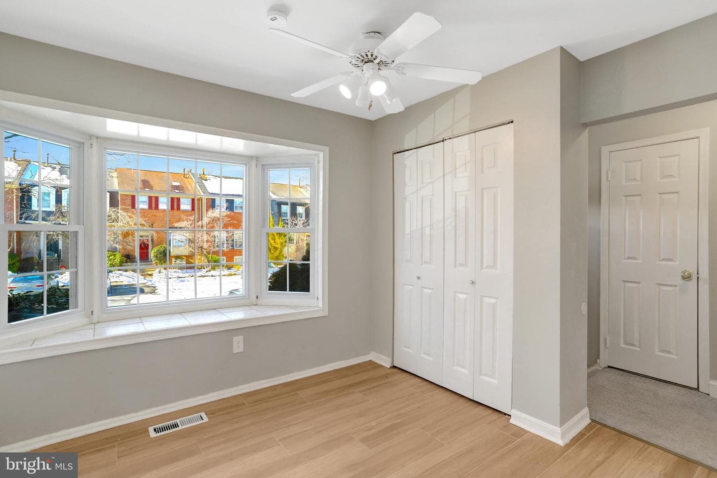 8225 Cedar Landing Court photo 7