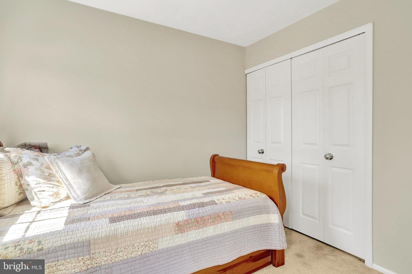 9516 Vandola Court photo 24