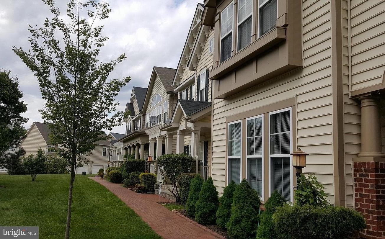 9163 Stone Garden, Lorton