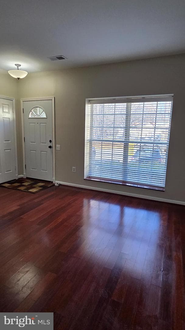 7114 Westfield Court photo 4