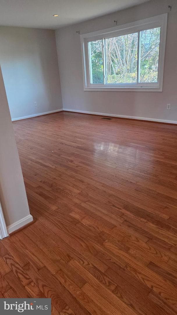 6211 Houston Court photo 4