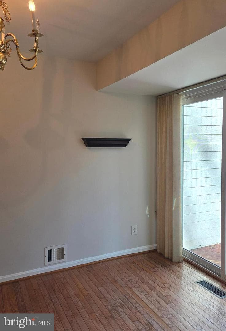 6211 Houston Court photo 8