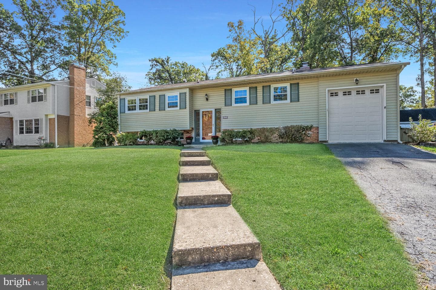 8323 Wagon Wheel Road photo 1