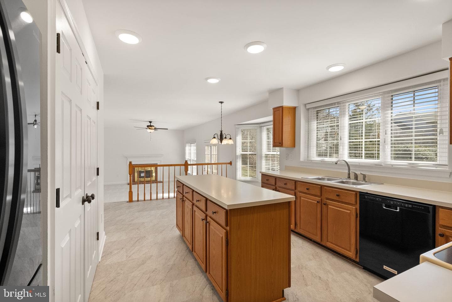 14379 Round Lick Lane photo 20