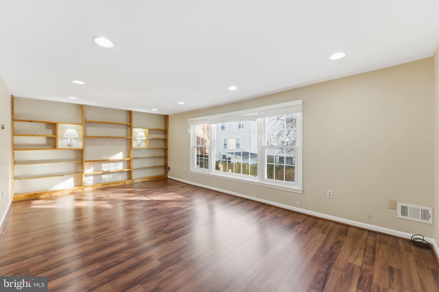7960 Central Park Circle photo 15