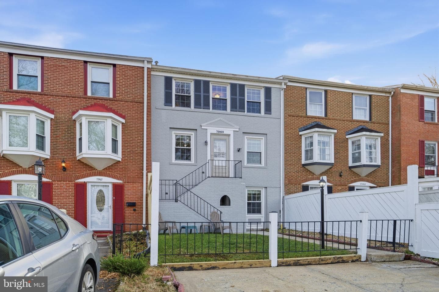 7960 Central Park Circle photo 2