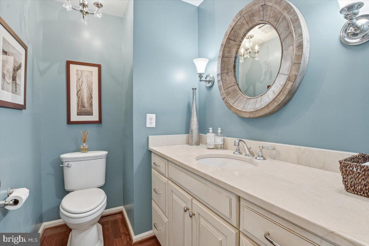 15456 Waters Creek Drive photo 21