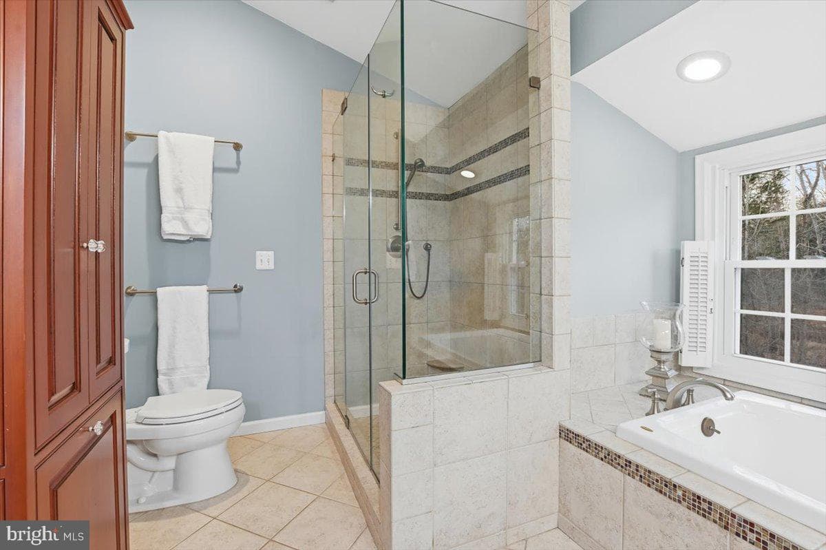 15456 Waters Creek Drive photo 26