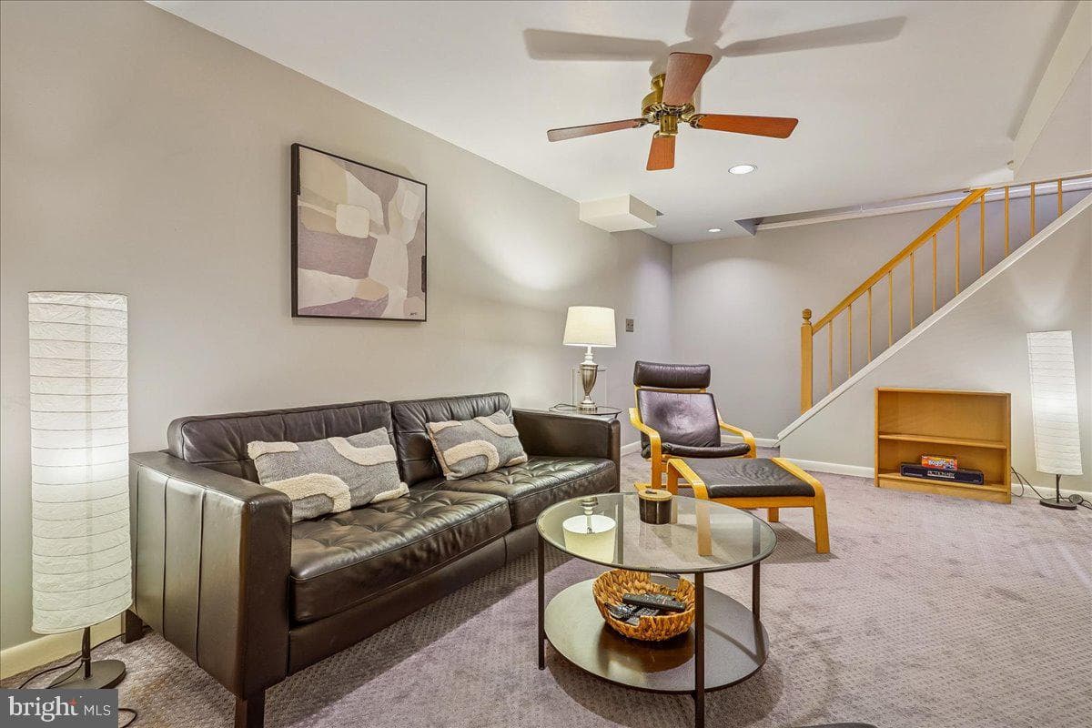 2412 Cavendish Drive photo 34