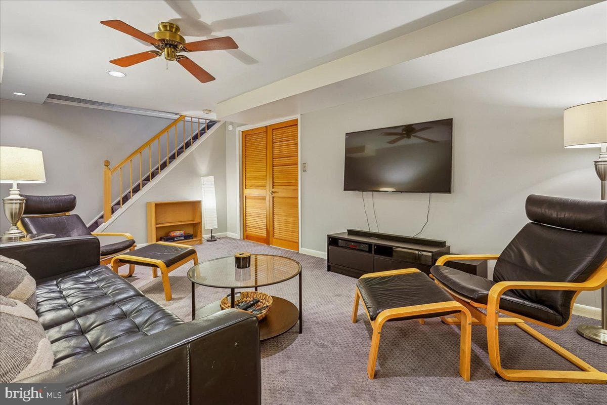 2412 Cavendish Drive photo 37