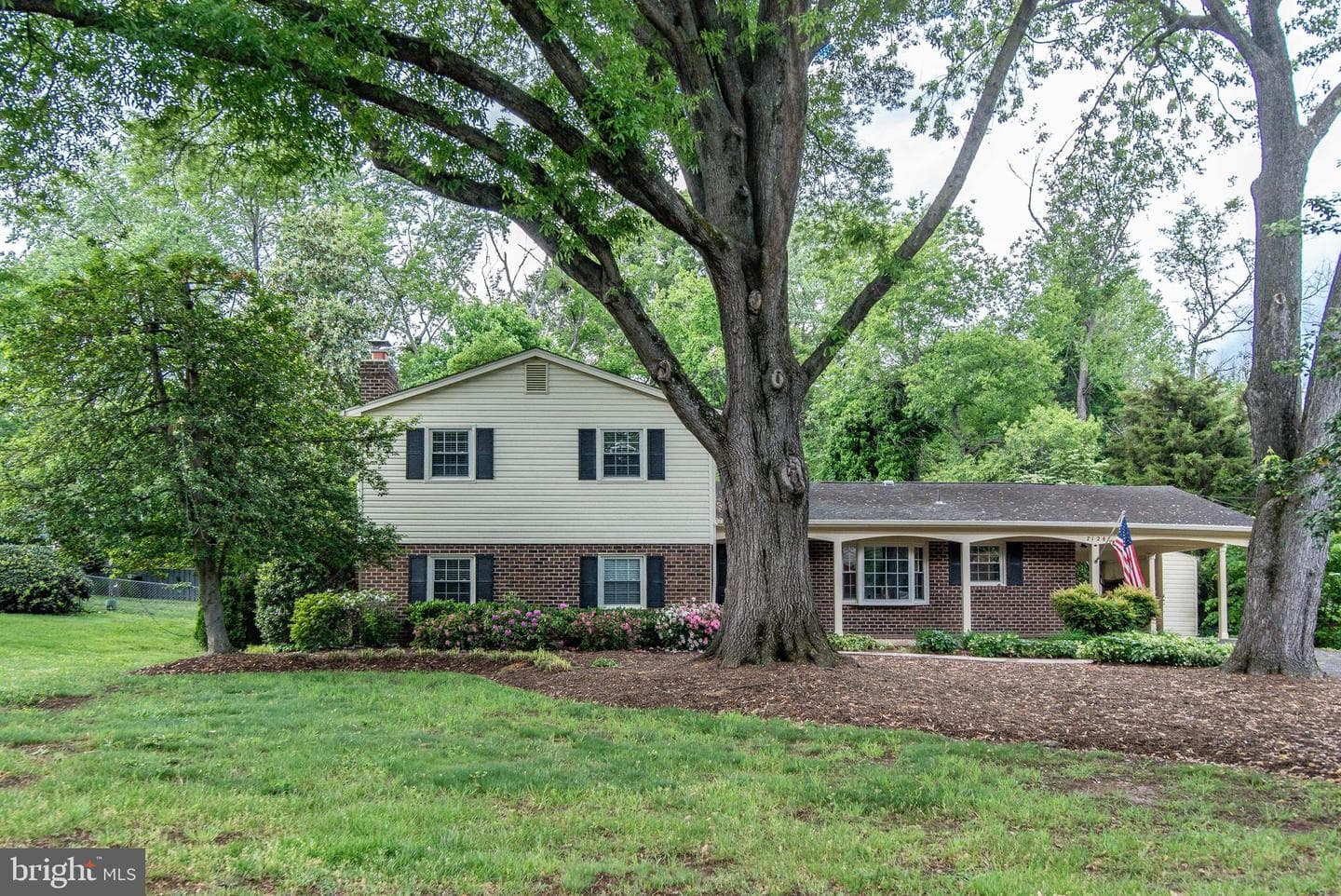 7128 Devonshire Road photo 1