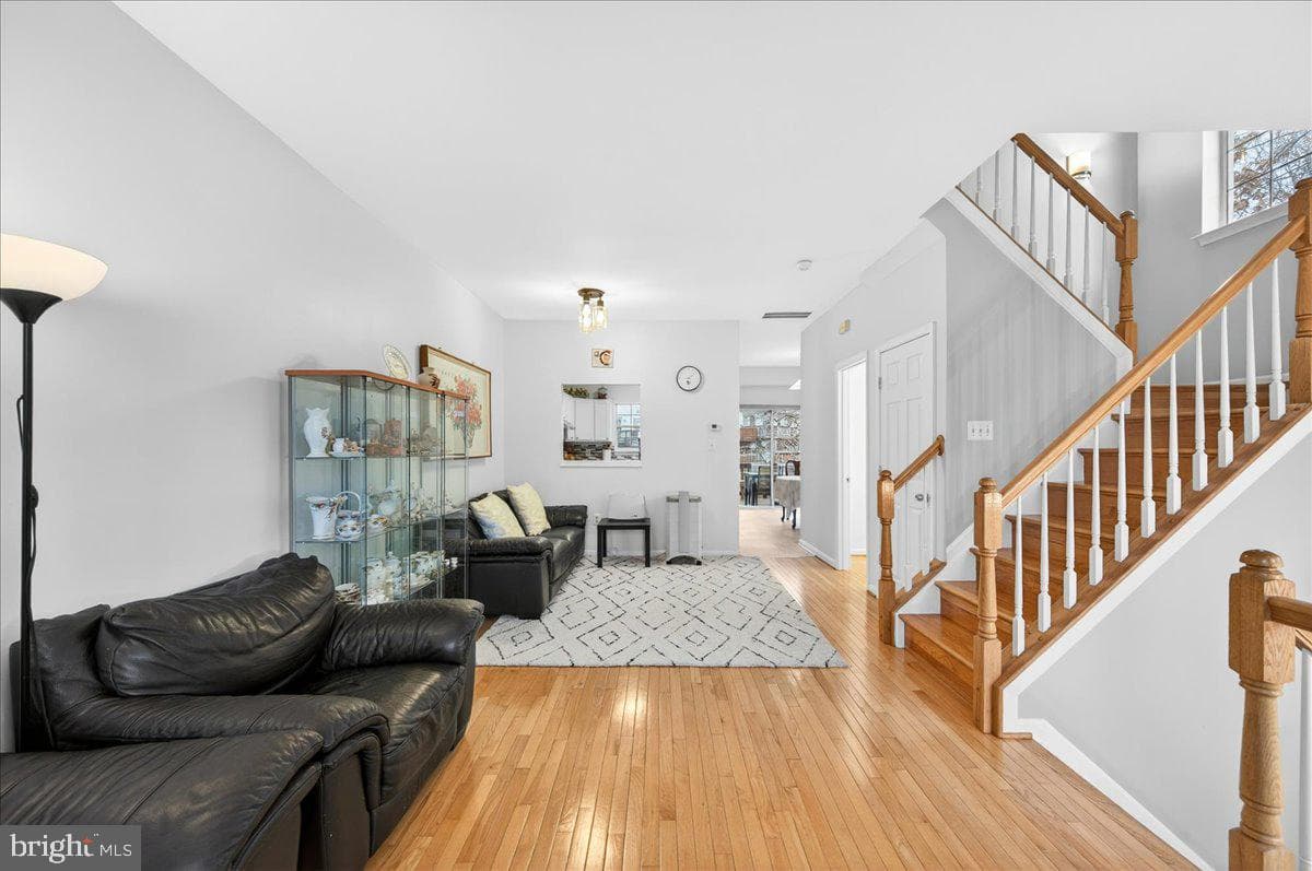 14200 Beddingfield Way photo 10