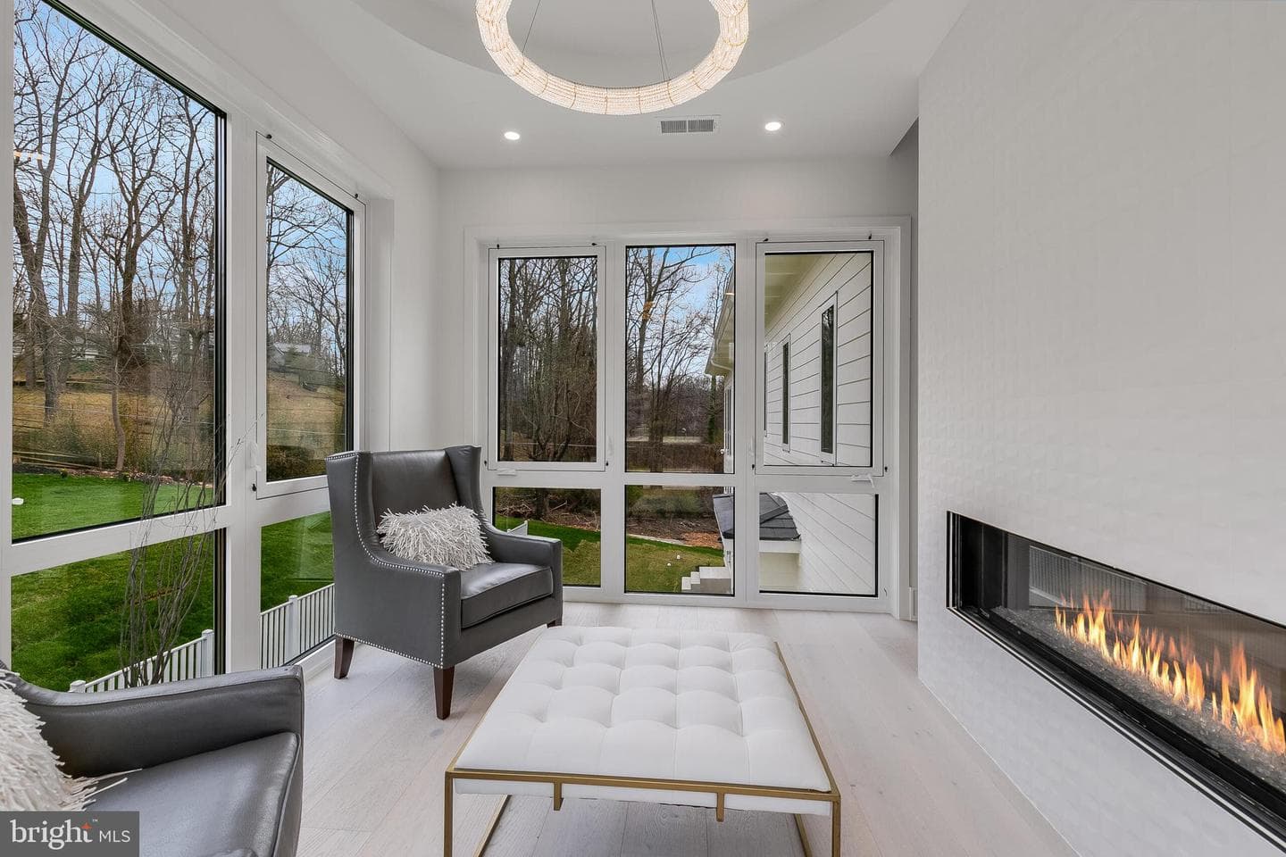 8757 Brook Road photo 32