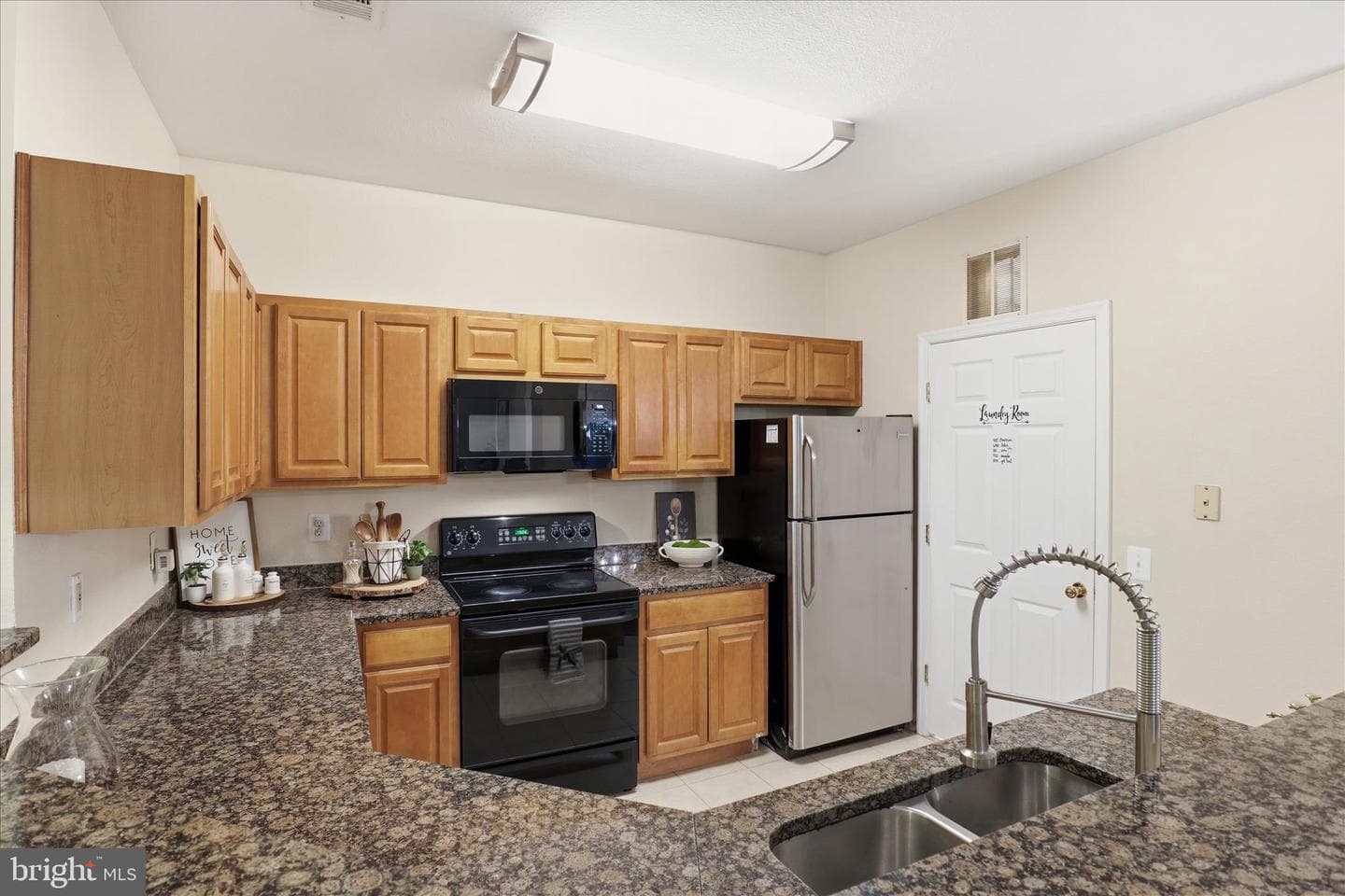1600 Spring Gate Drive #2204 photo 21