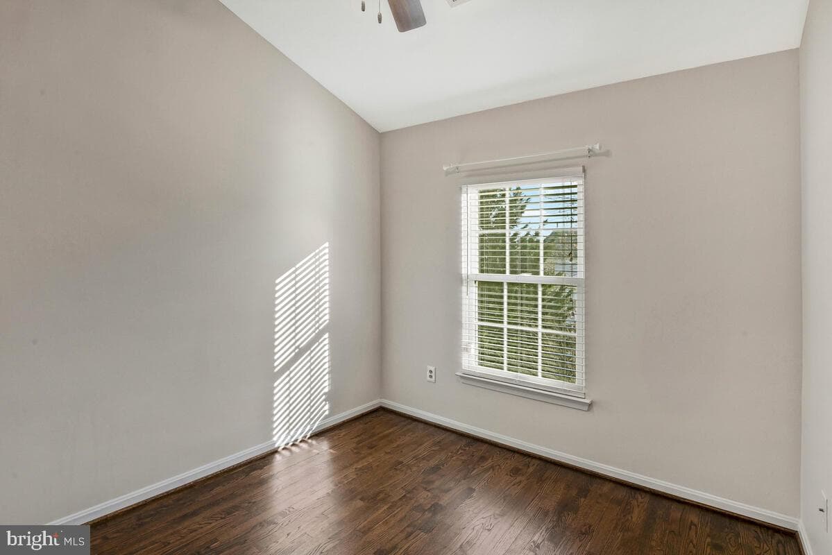 12025 Edgemere Circle photo 25
