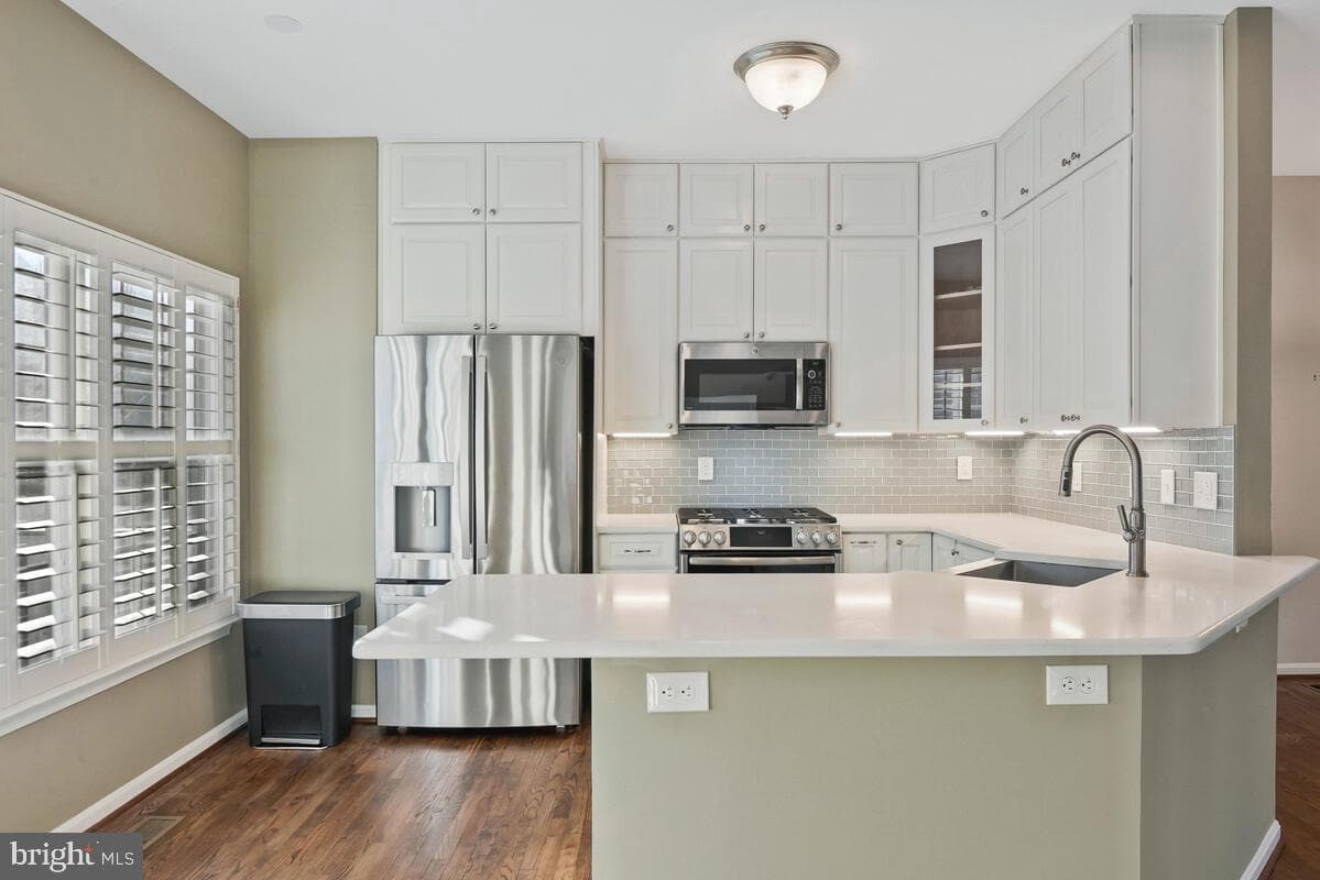 12025 Edgemere Circle photo 9