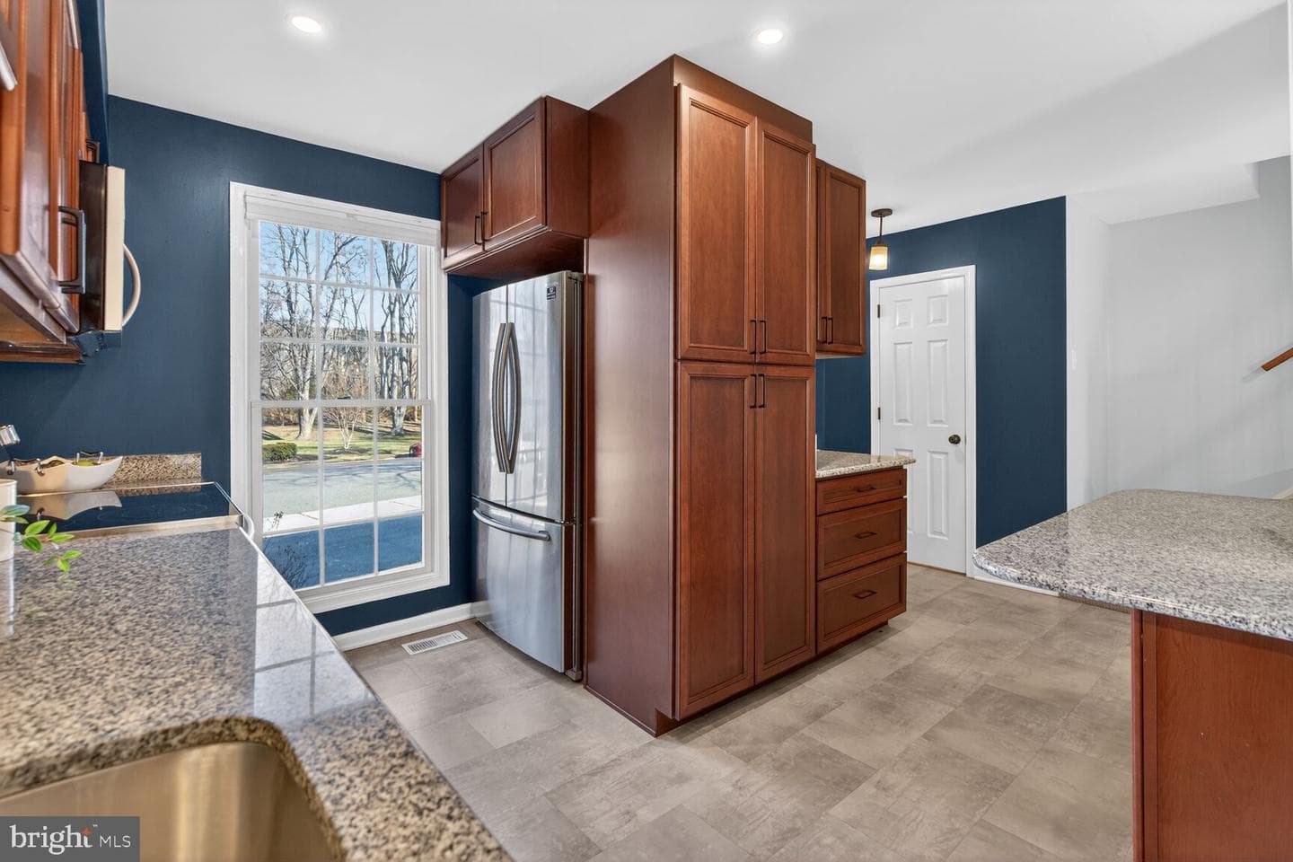 7207 Evanston Road photo 16