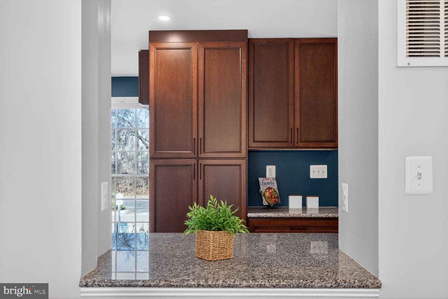 7207 Evanston Road photo 17