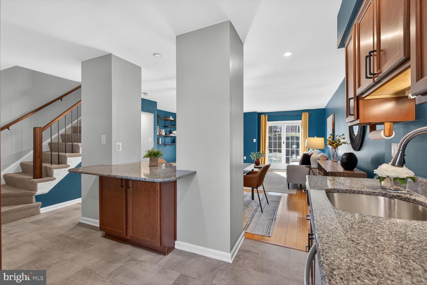 7207 Evanston Road photo 18