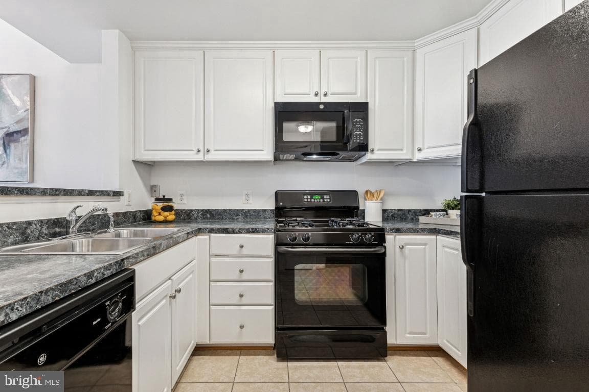 3810 Lightfoot Street #404 photo 10