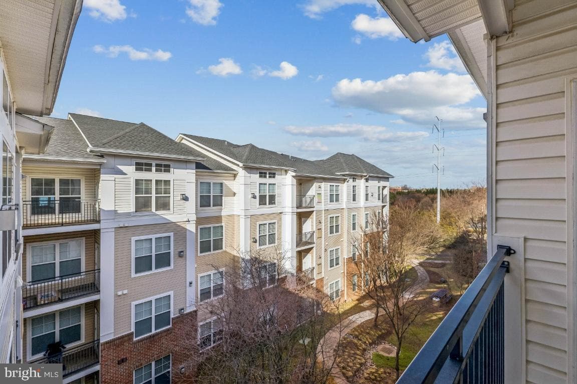 3810 Lightfoot Street #404 photo 20