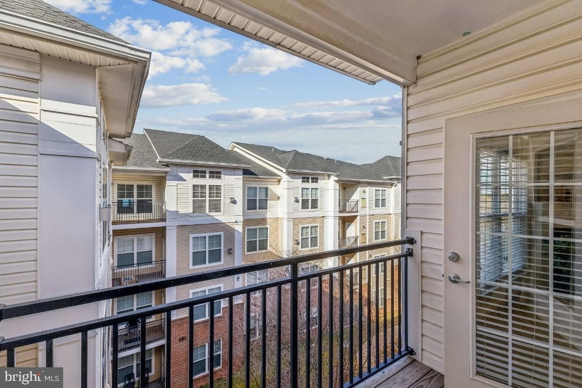 3810 Lightfoot Street #404 photo 22