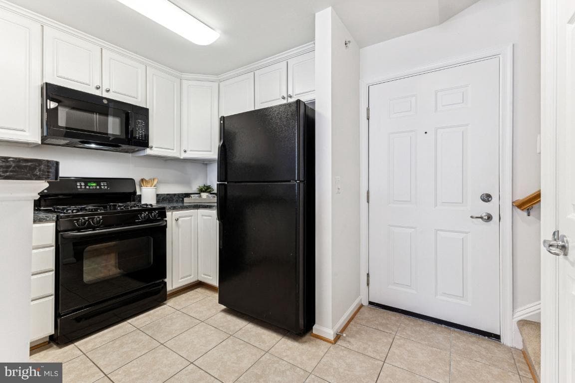 3810 Lightfoot Street #404 photo 7