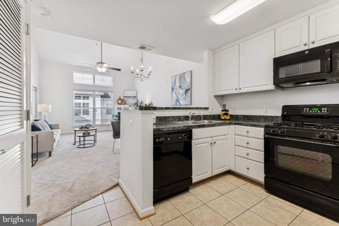 3810 Lightfoot Street #404 photo 8