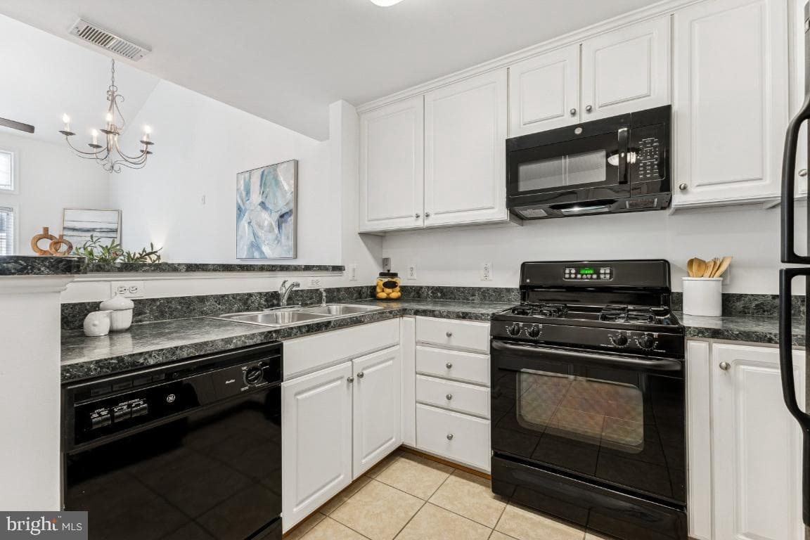 3810 Lightfoot Street #404 photo 9