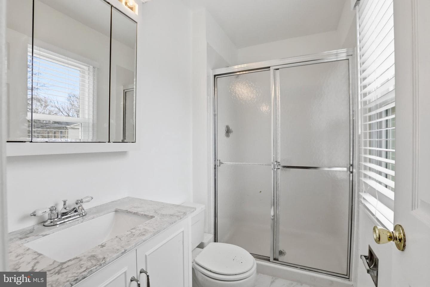 5734 Edgewater Oak Court photo 17