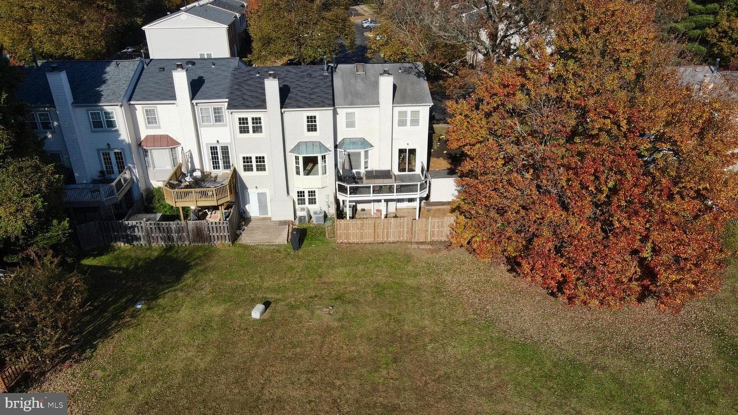 5734 Edgewater Oak Court photo 36