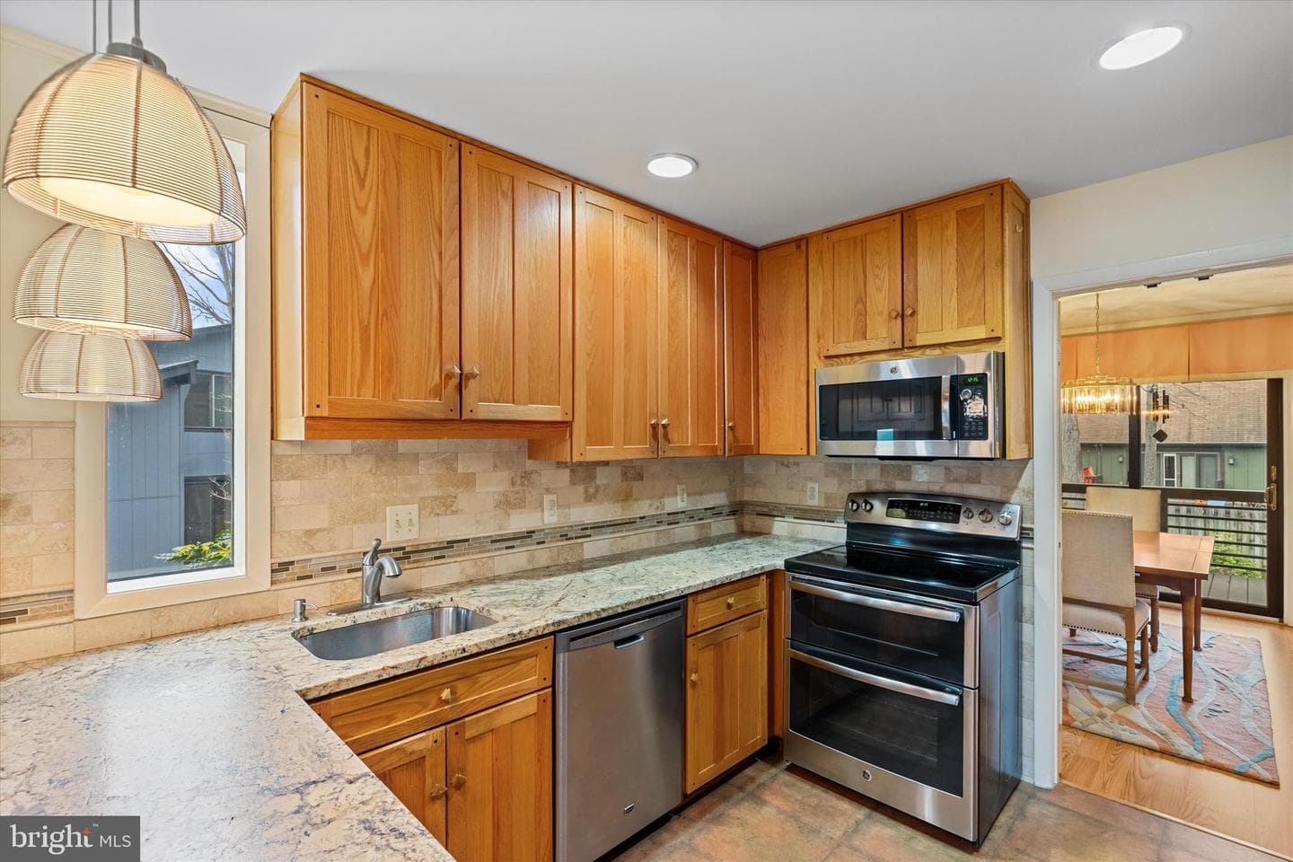 10518 Acacia Lane photo 11