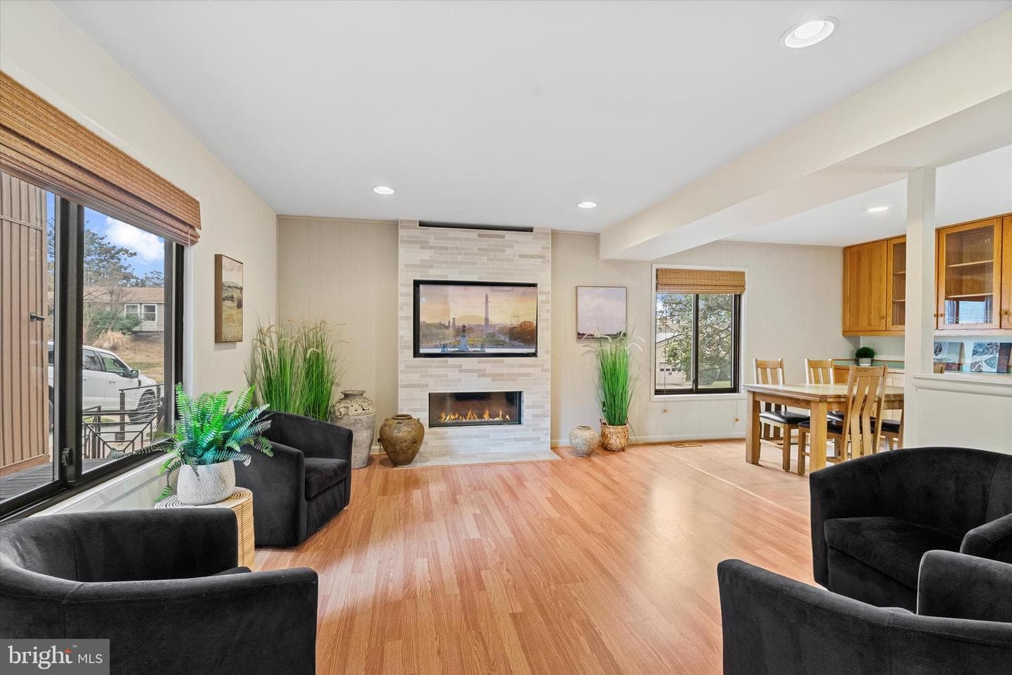 10518 Acacia Lane photo 7