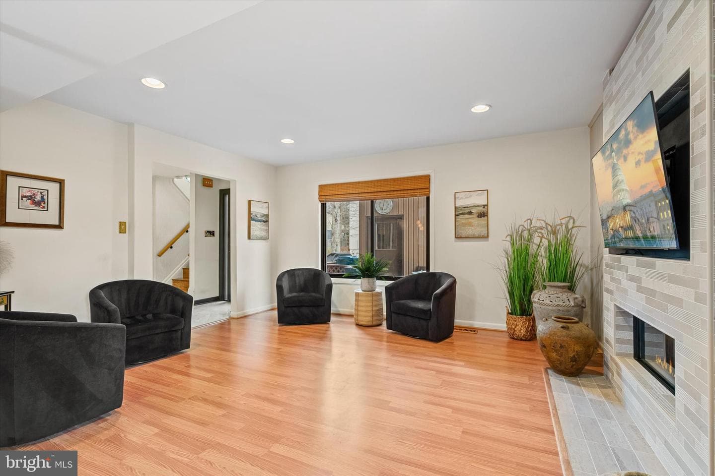 10518 Acacia Lane photo 8