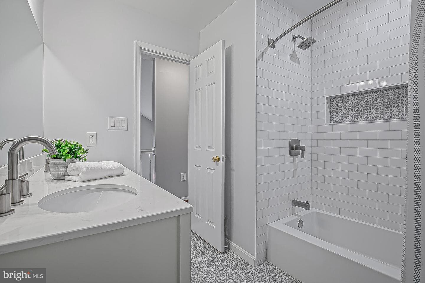1824 Duffield Lane photo 42
