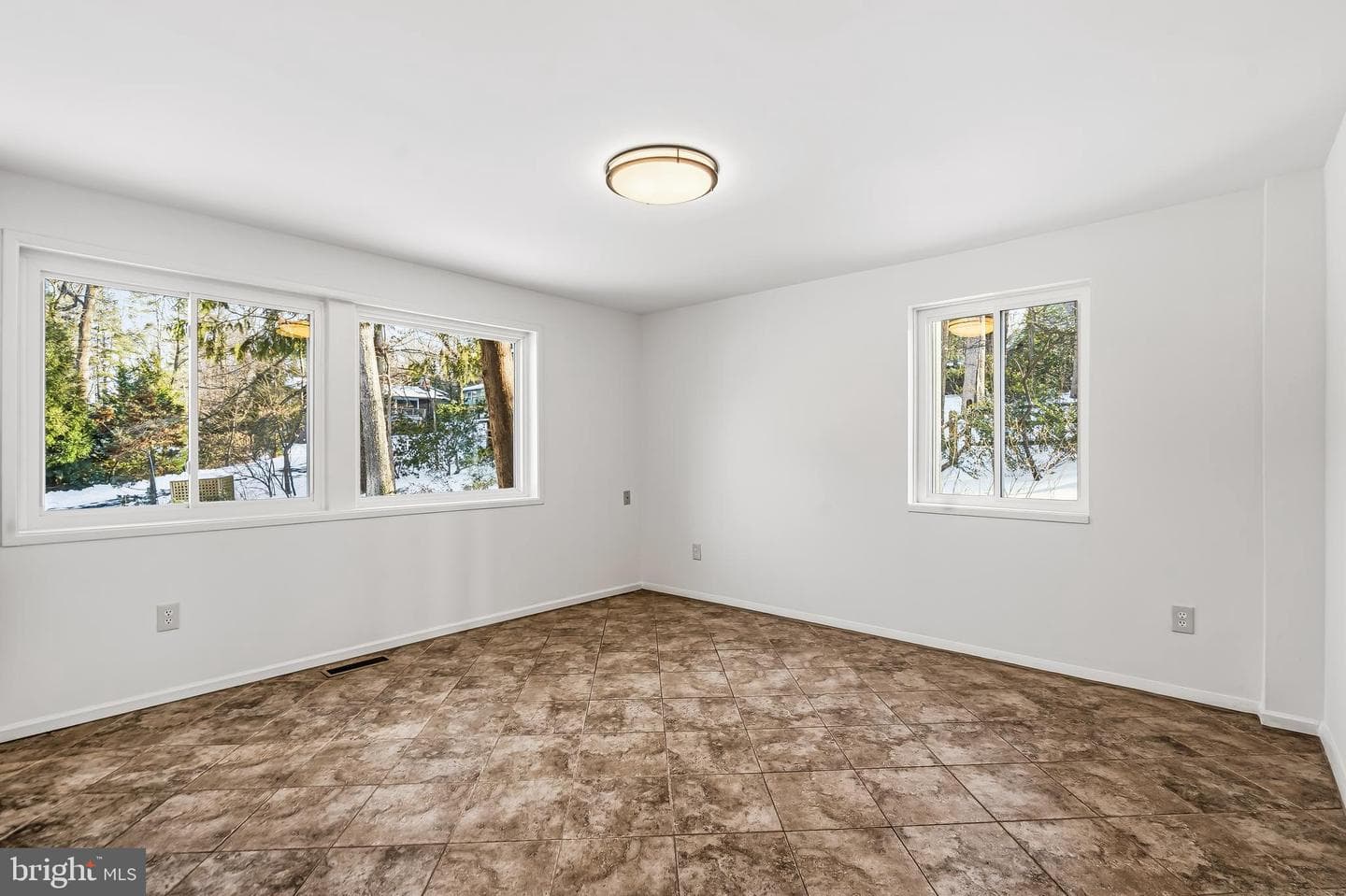 3402 Charleson Street photo 13