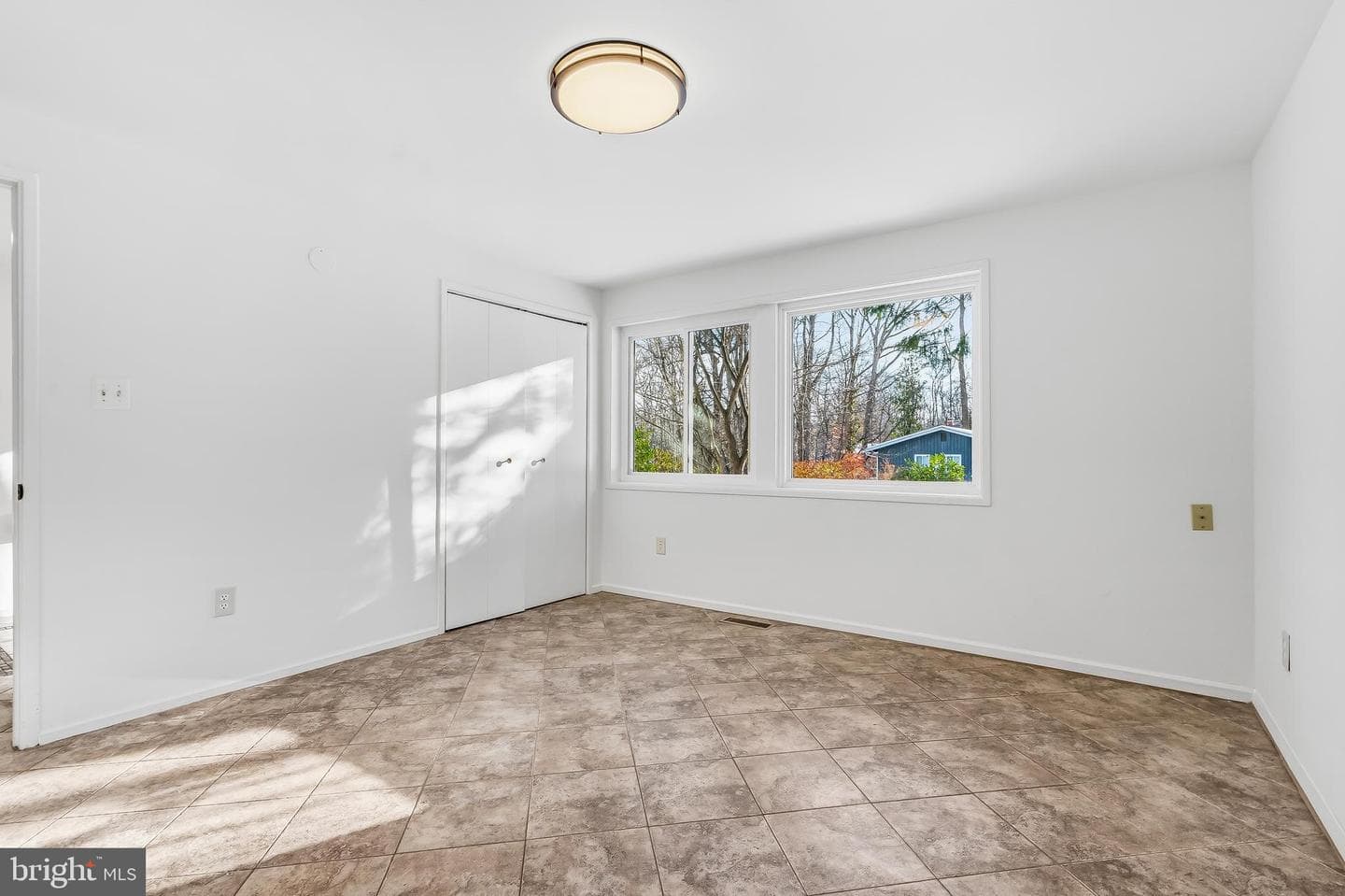 3402 Charleson Street photo 14