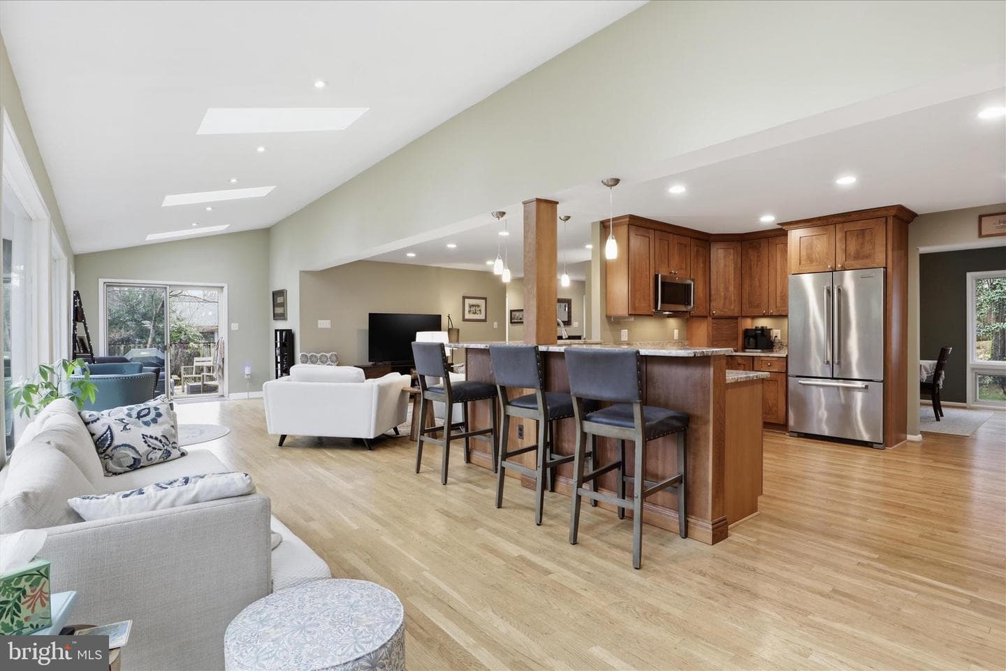 4205 Elizabeth Lane