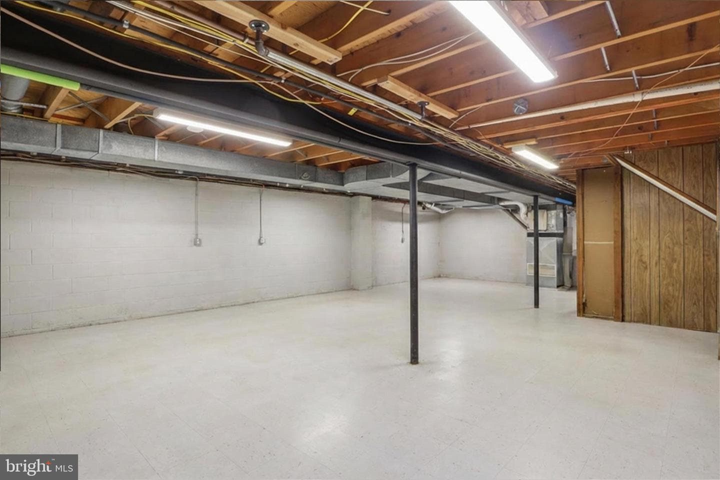 4205 Elizabeth Lane photo 31