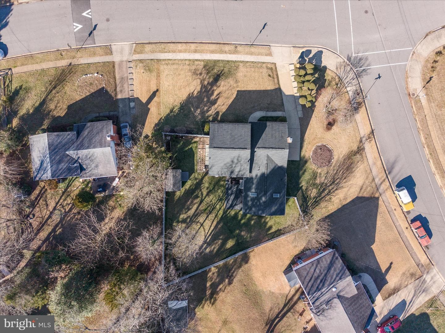 5211 Inverchapel Road photo 55