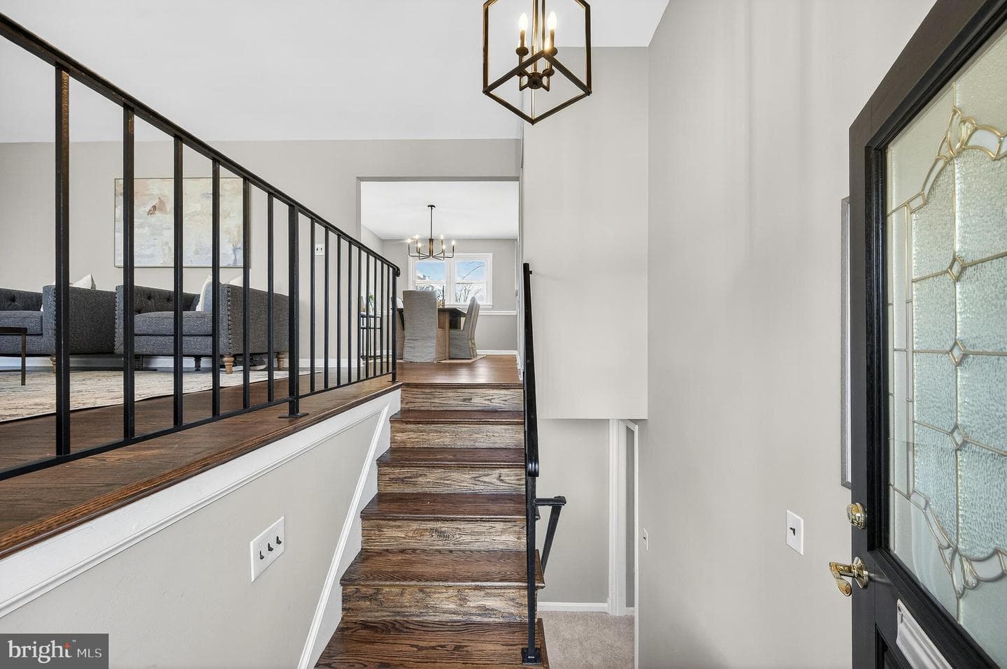 2527 Midway Street photo 3