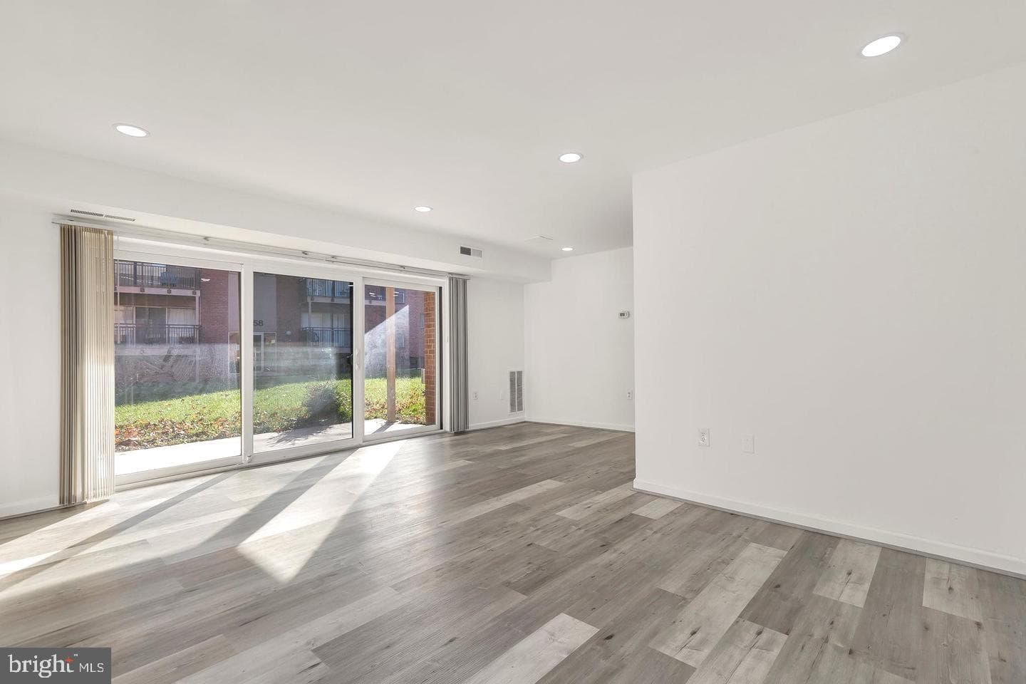 7354 Lee Highway #t2 photo 4