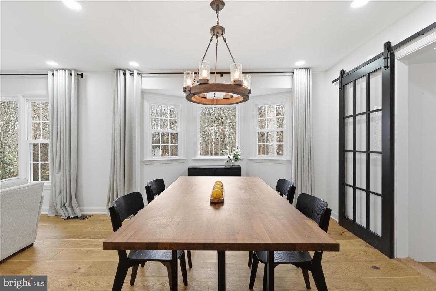 10412 Samaga Drive photo 4