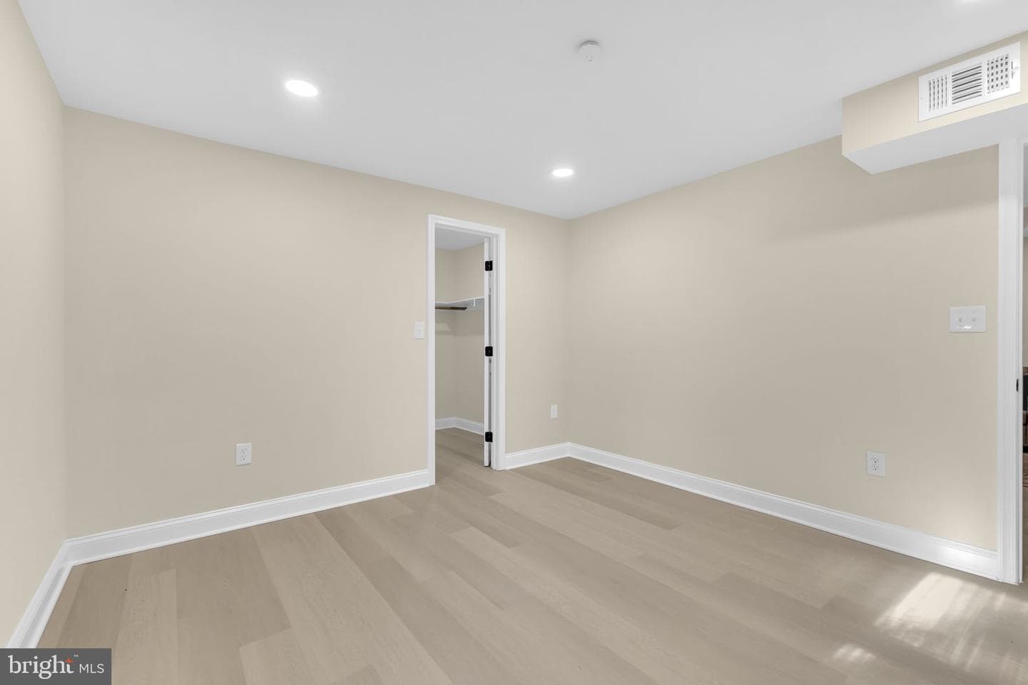 6400 Inwood Drive photo 27