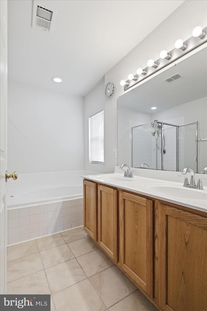 7967 William Augustus Court photo 23