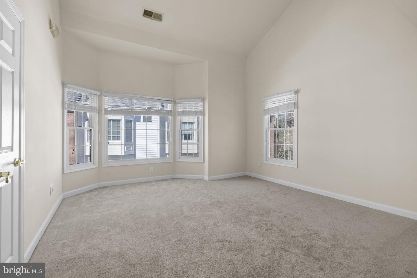 8882 Ashgrove House Lane photo 18