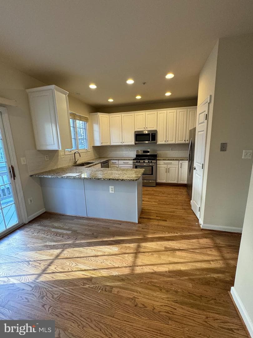 8882 Ashgrove House Lane photo 9