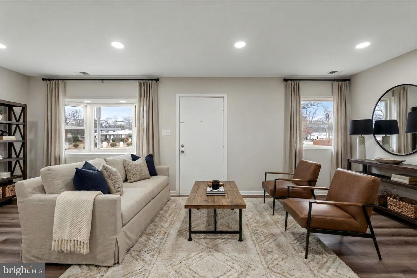 7931 Russell Road photo 6