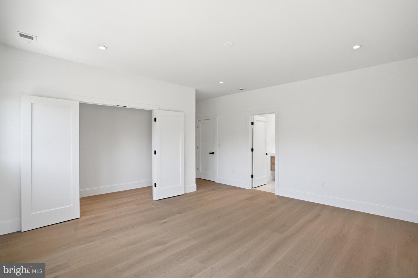 7421 Magarity Road photo 58